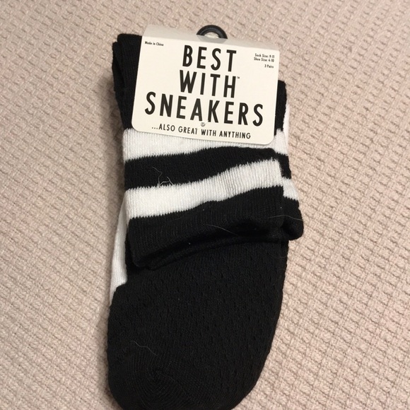 SOCKS - Picture 2 of 3